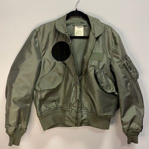 US Navy/Air Force Flyers Jacket Size: Medium